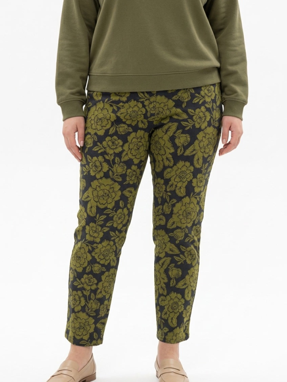 Isaac Mizrahi Olive & Black Floral Cropped Jeans